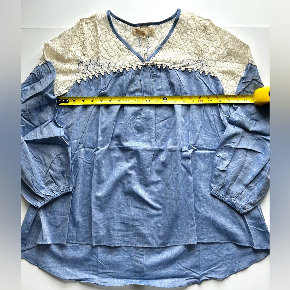 🌸NWT Women’s Handmade Chambray Lace Long Sleeve Top. Size: Large - Picture 8 of 11